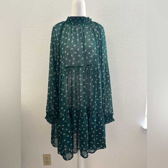 ON 34th Green Floral Dress size s - Picture 1 of 6